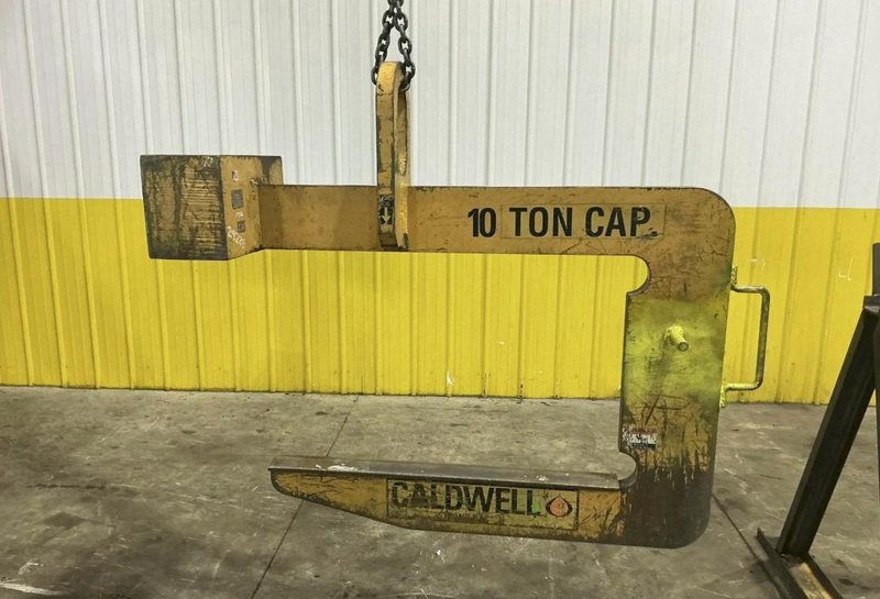 10 TON X 48" CALDWELL #82-10-48 COIL LIFT C-HOOK. STOCK # 0436026