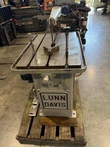 LUNN DAVIS # 15 AUTO MATIC Keyseater Broach USA #7507