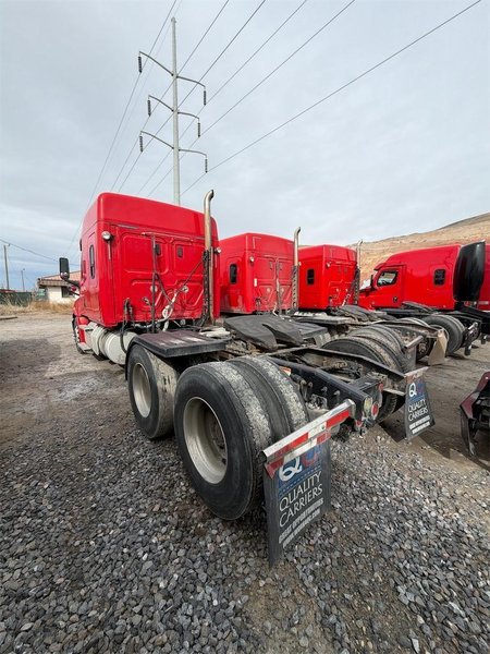 2020 Freightliner Cascadia 1FUJHHDV4LLLC1676