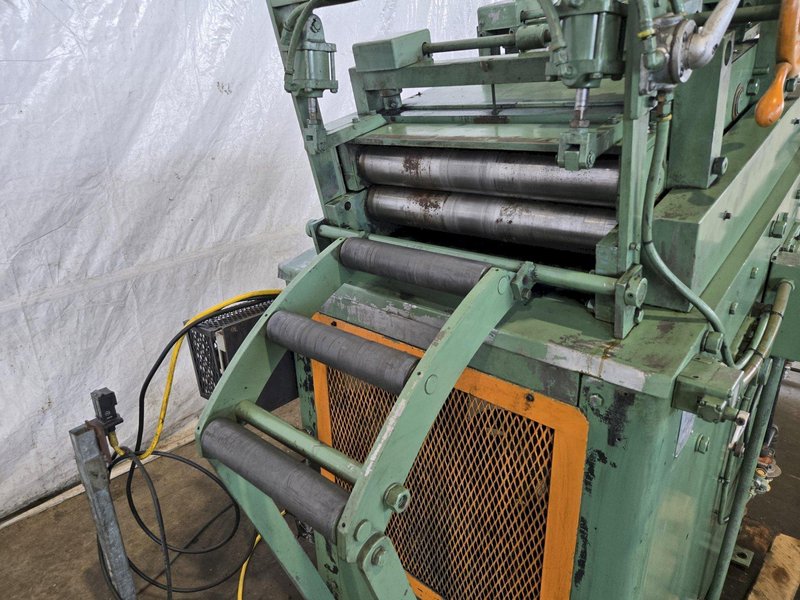 20" X .175" ROWE C-20 POWERED STRAIGHTENER. STOCK # 1004825