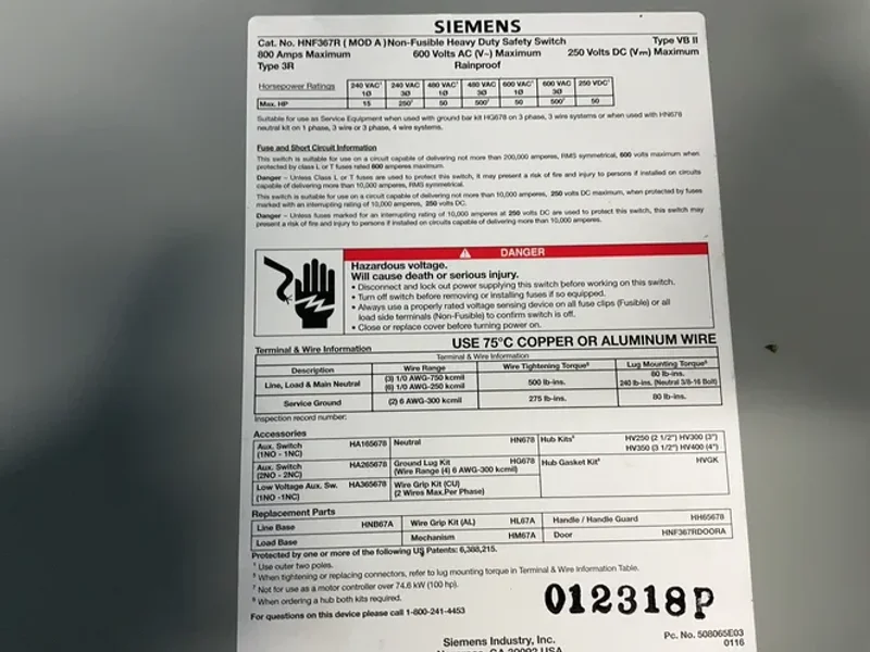 Siemens  800 Amps, 600 Volts  Non Fusible Disconnect  - 012318p