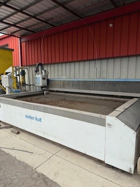 6′ x 12′ AKS WKX4T-612 CNC Waterjet, 2016 – 125 HP, 90,000 PSI KMT Pump