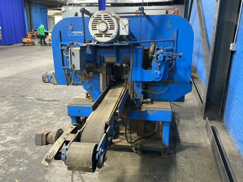 BREWCO INC. 167” CONVEYOR, 30 HP PALLET SAW