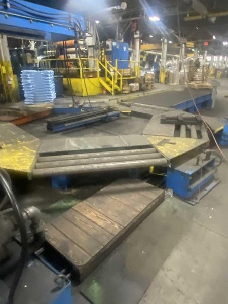 10,000# x 72&quot; Chicago Banding Line Stacker System