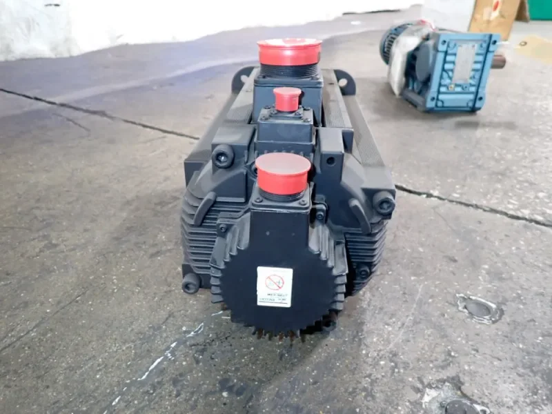 YASKAWA 1500 RPM SERVO MOTOR  -  SGMG-75A2ABC