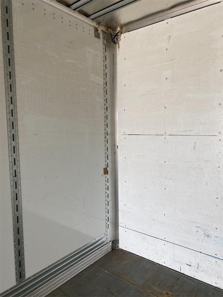 2024 Vanguard 53 x 102 5V8VC5327RM402432