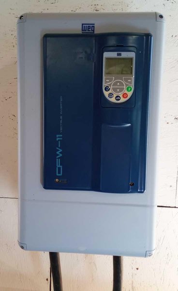 25 HP Becker VTLF 2.500/0-79 Vacuum Pump, 2019 – Single Phase Ready, Vectrue CFW-11 Inverter Included, Single Stage, Oil Free, Low Usage