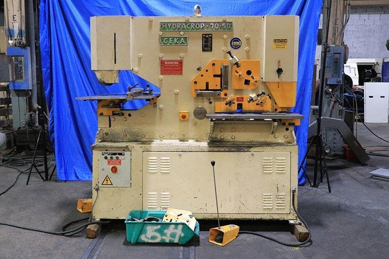 77 TON GEKA DUAL CYLINDER HYDRAULIC IRONWORKER MODEL HYD-70SD
