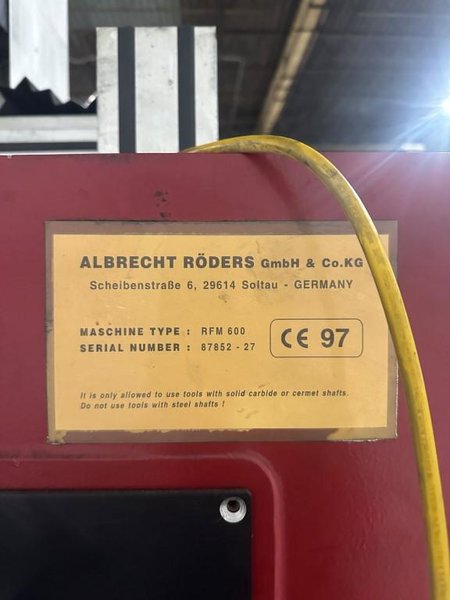 Roders RFM 600 Precision High Speed Vertical Machining Center