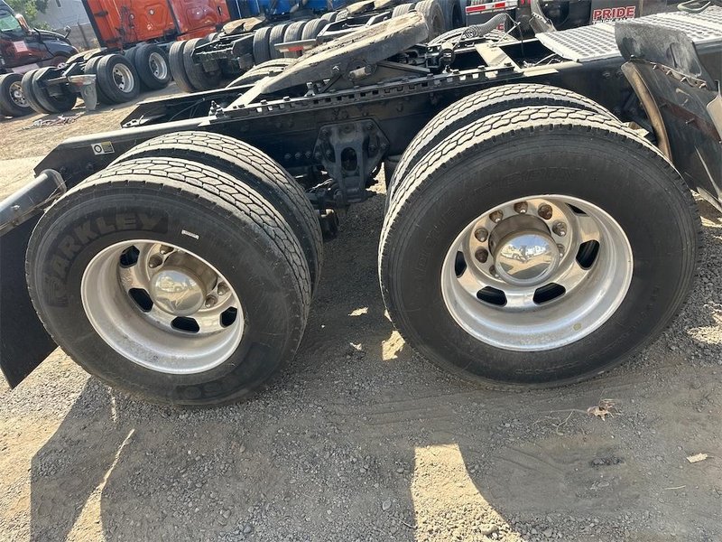 2022 Kenworth T680 1XKYD49X5NJ499897