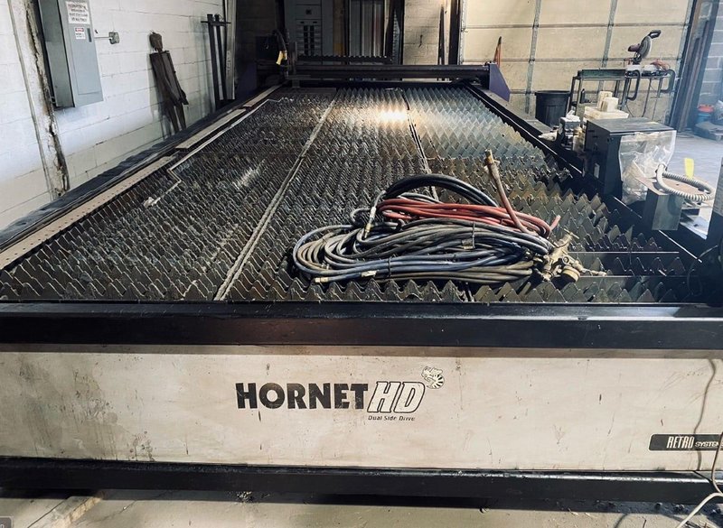 8′ x 20′ Hornet HD CNC Plasma Cutter, 2011 – HPR260XD