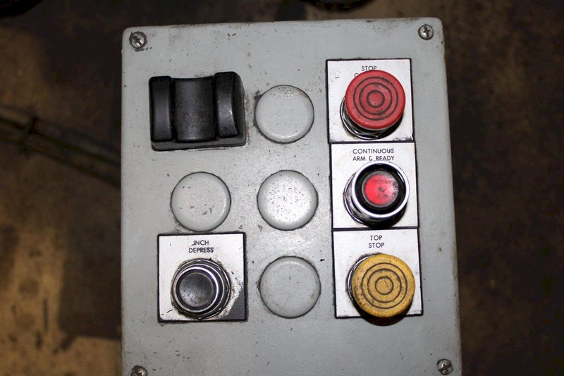 32 TON MINSTER GAP PRESS