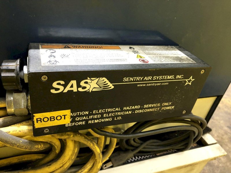 SENTRY AIR SYSTEMS MULTI-OPERATOR FUME EXTRACTOR: STOCK 16574