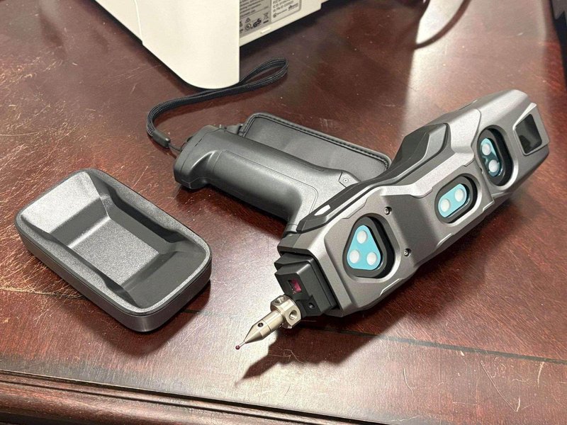 Keyence XM-5000 Handheld CMM, 2023 – Large Stage, Like New, Very Low Hours