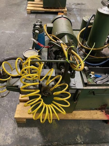 Kinefac Model MC-5-F Cylindrical Thread Roller