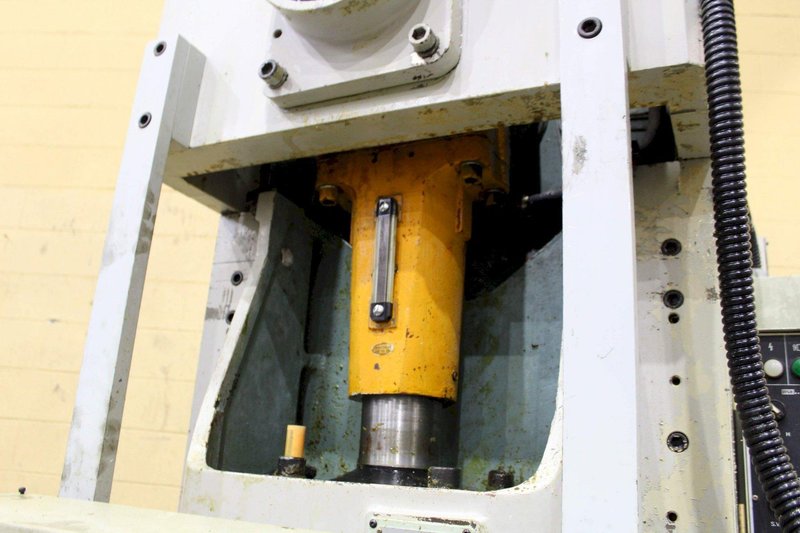 88 TON SEYI MODEL #MK88  GAP OBG PUNCH PRESS: STOCK #67685