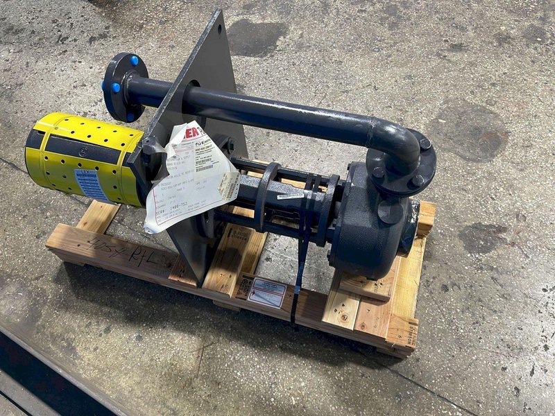 GUSHER PUMPS 5 HP IRON VERTICAL VORTEX PUMP  -  V2X2-8SEL-CDM-A-DP