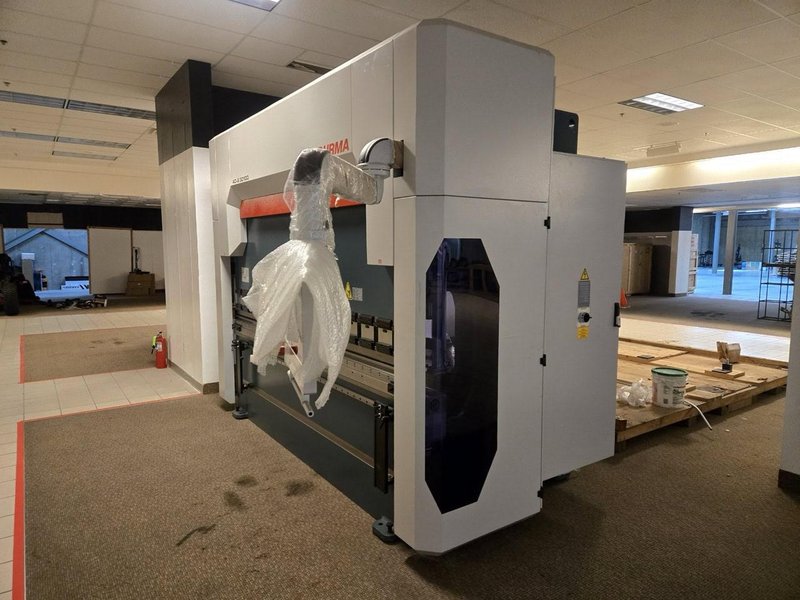 110 Ton x 10′ Durma AD-S 30100 Hydraulic Press Brake, 2022 – 4 Axis Backgauge