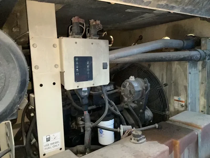 Ingersoll Rand 93 Kw Diesel Portable Air Compressor - Xp375wir