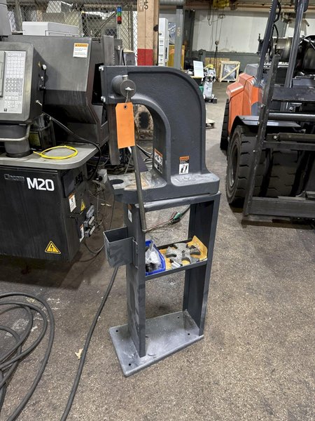 3 TON DAKE ARBOR PRESS MODEL 1