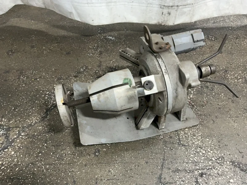 TRI-TOOL CO PORTABLE PIPE BEVELING TOOL  -  712