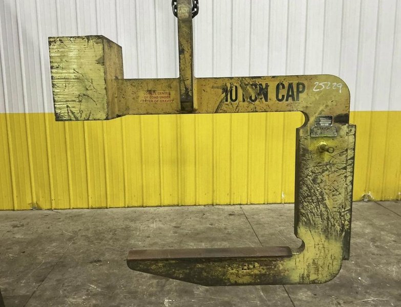 10 TON X 36" CALDWELL #82-10-36 COIL LIFT C-HOOK. STOCK # 0436126
