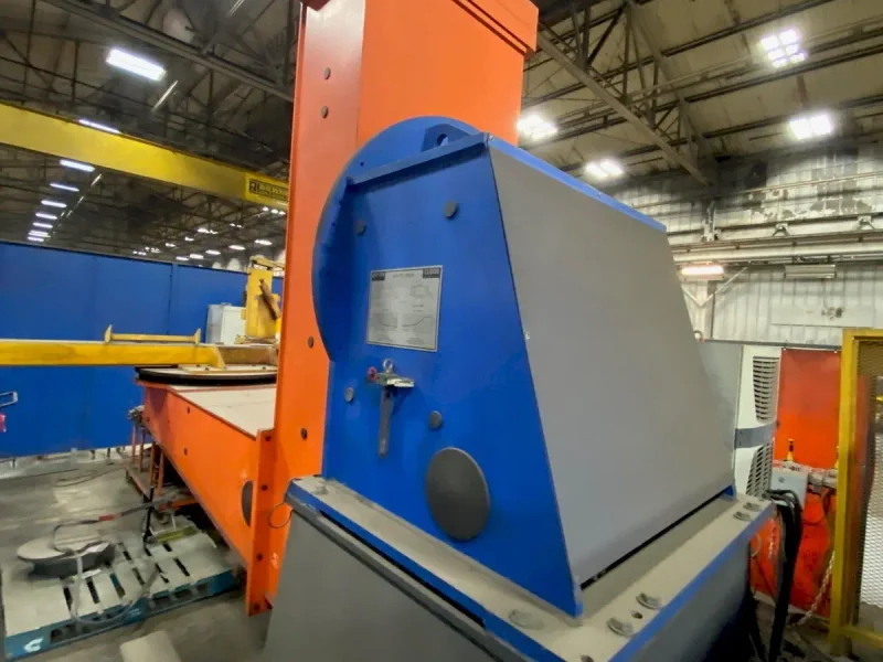 USED CLOOS HIGH PERFORMANCE DUAL STATION ROBOTIC WELDING CELL