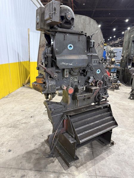 50 TON BUFFALO MODEL #1/2 MECHANICAL IRONWORKER: STOCK #22852