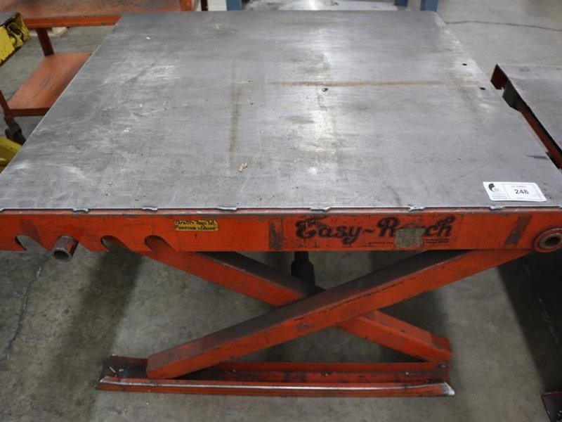 Easy Reach Scissor Table, Adjustable Height, 4,000 Lb Capacity, 40&quot; x 42&quot; Surface- Auction Item