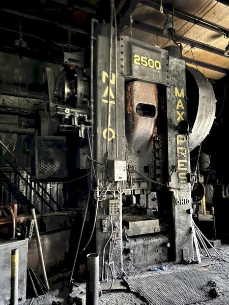 2500 TON NATIONAL MAXIPRESS FORGING PRESS. STOCK # 0758726