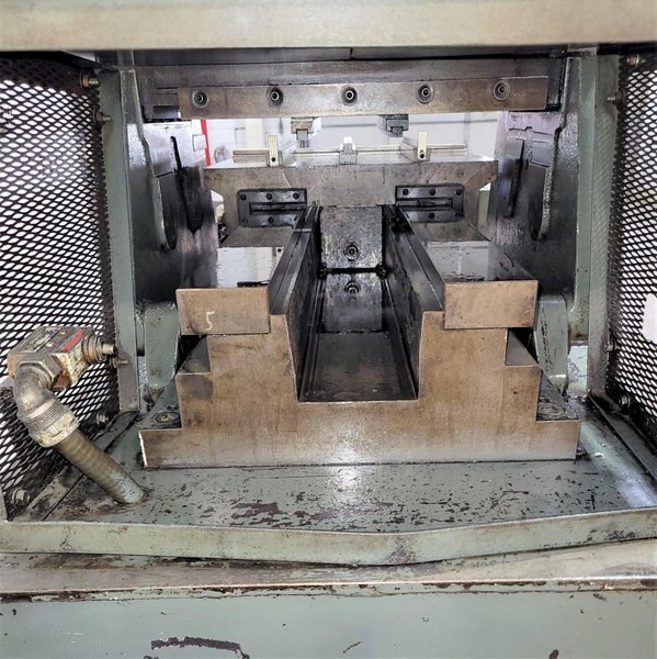 BERTOLETTE MODEL 300 "STRAIGHT-O-MATIC" ROUND PARTS STRAIGHTENER