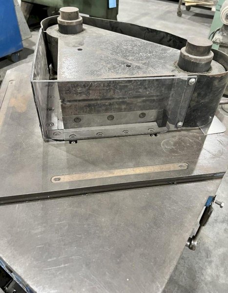 8 X 8 X 1/8&quot; FIM MODEL #VERSAFIX 256 HYDRAULIC METAL CORNER NOTCHER: STOCK #19721