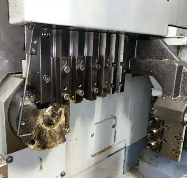 Star SR-20R CNC Swiss Screw Type Automatic Lathe – Bar Feeder