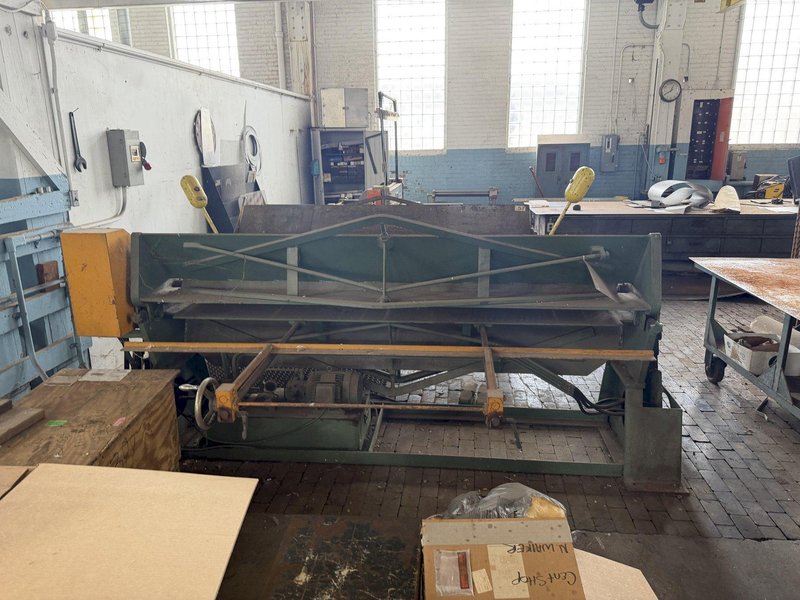 (2009)8' X 12GA CHICAGO DREIS &amp; KRUMP HBPU812-6 HYDRAULIC BOX AND PAN BRAKE. STOCK #0772926