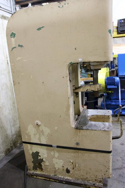 15 TON DENISON HYDRAULIC PRESS: STOCK #67090