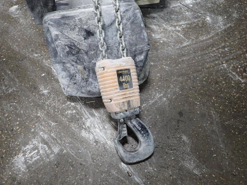 DEMAG 4400 LBS ELECTRIC CHAIN HOIST  -  DC-COM 2/1 H5