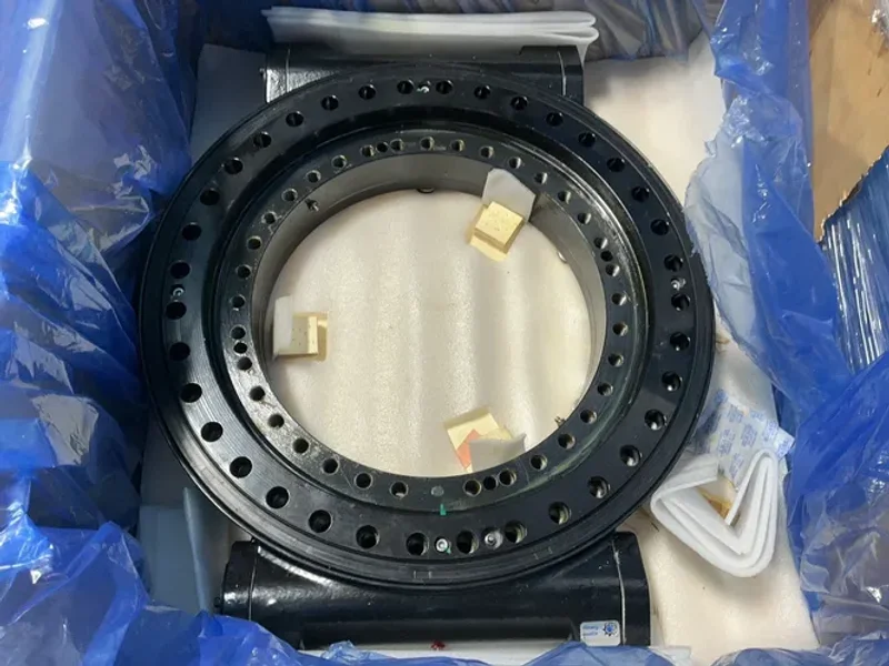 ROTARY MASTER WORM GEAR SLEW DRIVE  -  TE639-2-Z6-RI