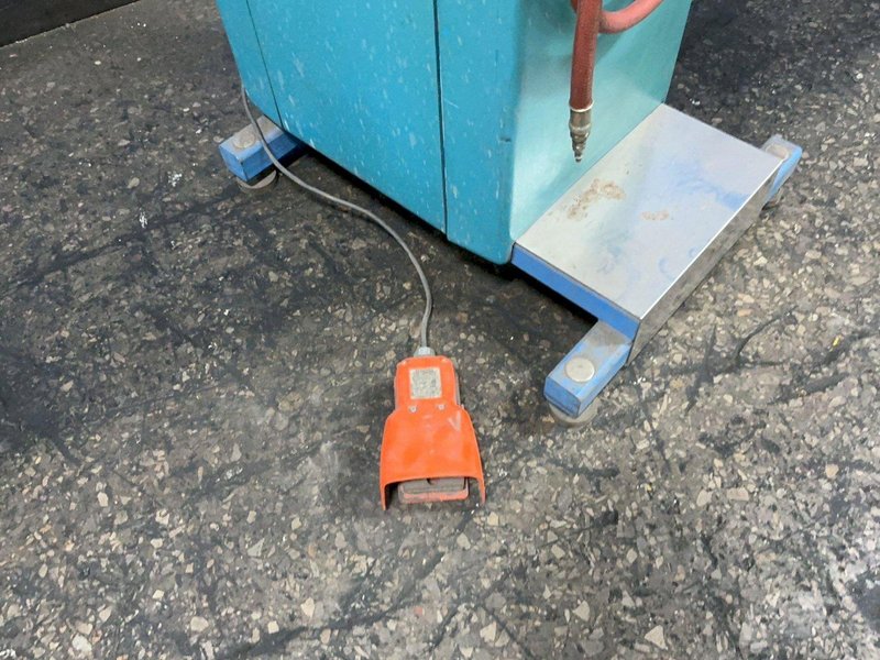PEMSERTER 8 TONS INSERTION PRESS  -  PS-1000