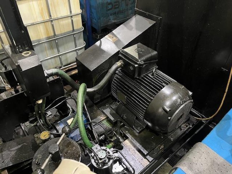 Sacma Model SP-150 4 Die High Speed Progressive Cold Header