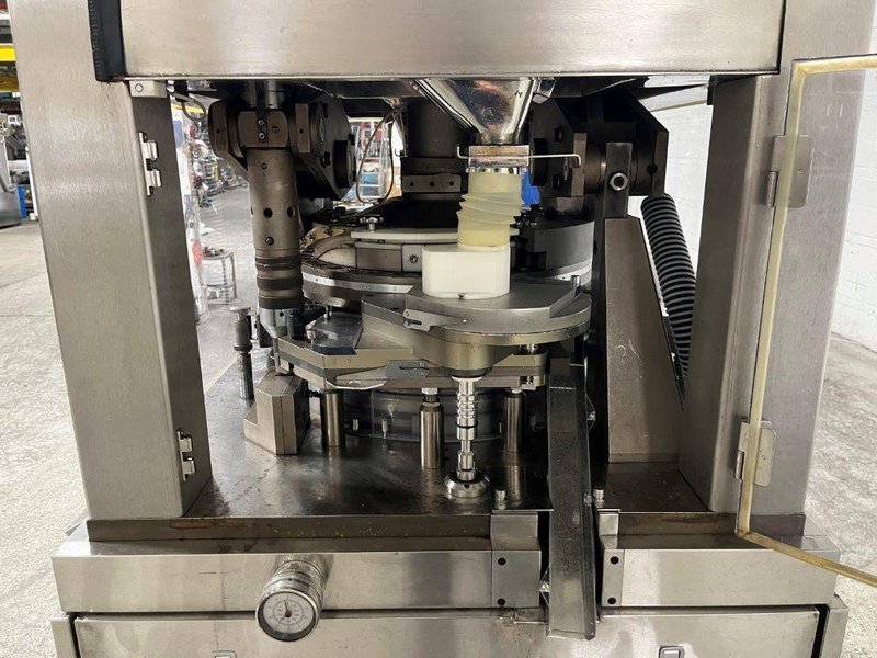 MANESTY 39 STATION TABLET PRESS  -  MKIIA