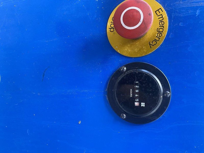 5′ x 10′ Calypso Hammerhead III Waterjet, 2005