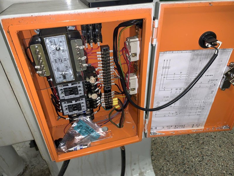 Willis Variable Speed Vertical Mill, S/N 991168S.