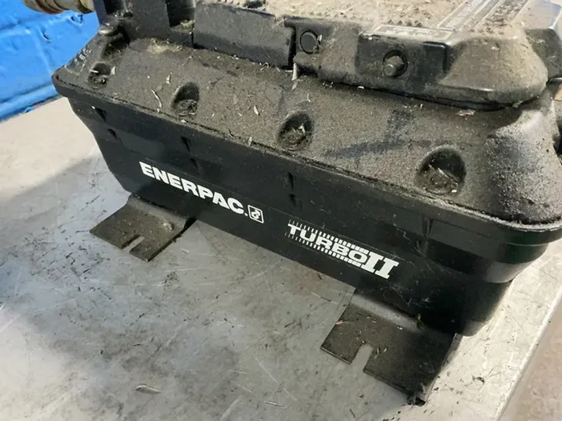 Enerpac Hydraulic Pump - Pamg3402nb
