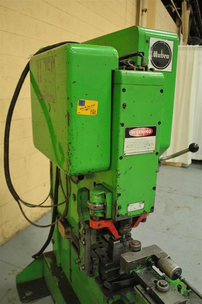 82 TON MUBEA MODEL #KL750 PUNCH WITH FEED LINE: STOCK #56444