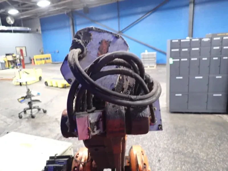 ABB ROBOT  -  IRB2400 M2000