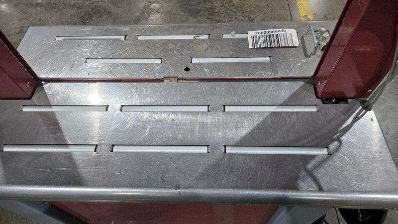 PAC STRAPPING PRODUCTS SM65 AUTOMATIC BANDING MACHINE USED