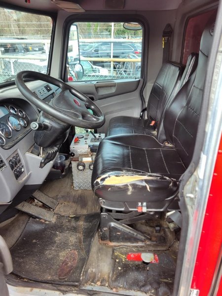 Peterbilt 567 Dump Truck, 2016 – Heavy Duty, Automatic