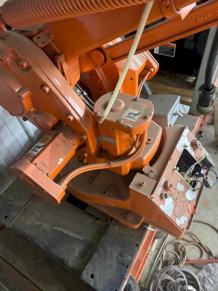 ABB IRB-1400 Welding Robot with Miller Deltaweld 452 and Robotic Interface II Weld Controller