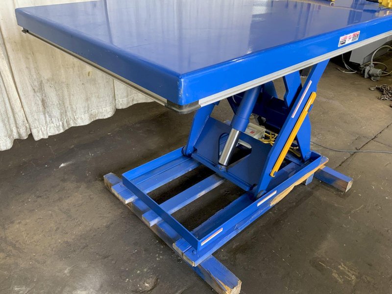 3000 LB VESTIL HYDRAULIC SCISSOR LIFT TABLE: STOCK #81184