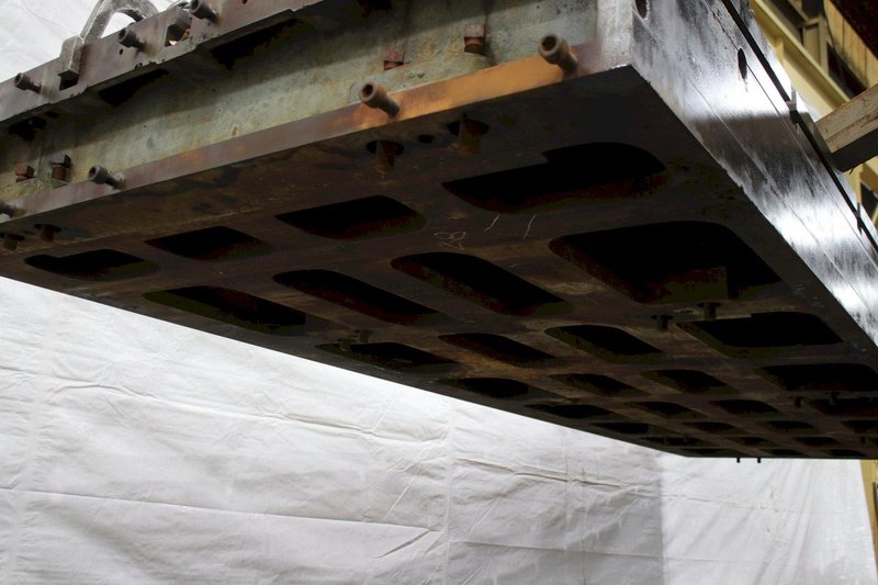 5&#039; X 15&#039;6&quot; LAKE SHORE T SLOTTED FLOOR PLATE: STOCK #76044